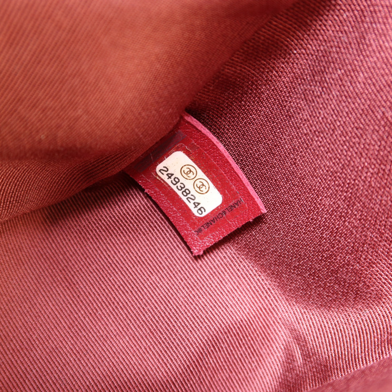 CHANEL 牛皮皮革Boy 25銀扣鏈帶肩背袋-8