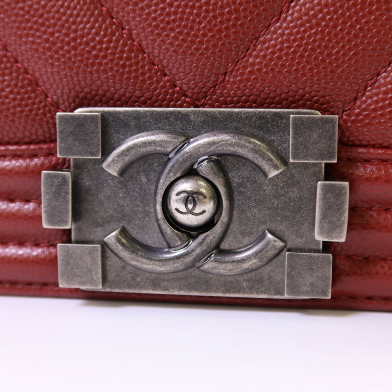 CHANEL 牛皮皮革Boy 25銀扣鏈帶肩背袋-9