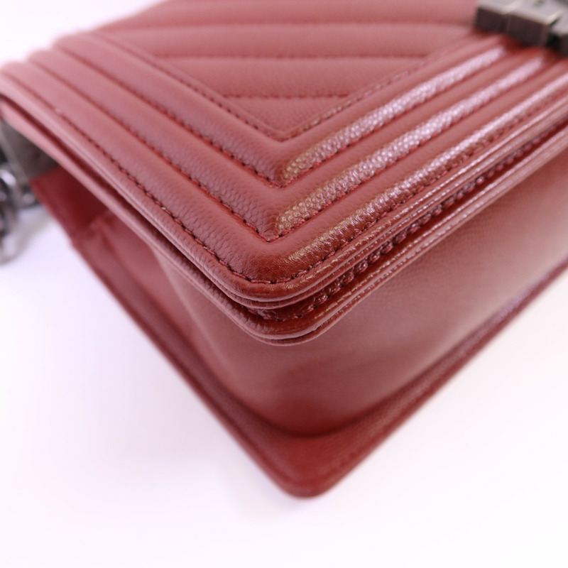 CHANEL 牛皮皮革Boy 25銀扣鏈帶肩背袋-11