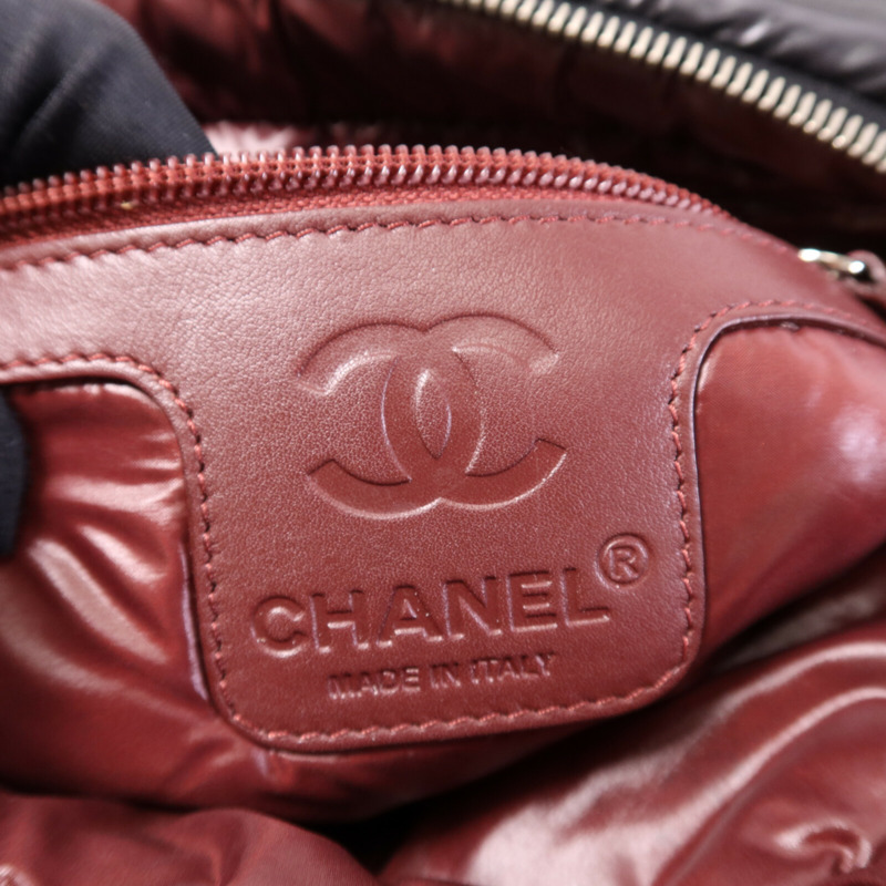 CHANEL 尼龍Coco Cocoon銀扣肩背袋-5