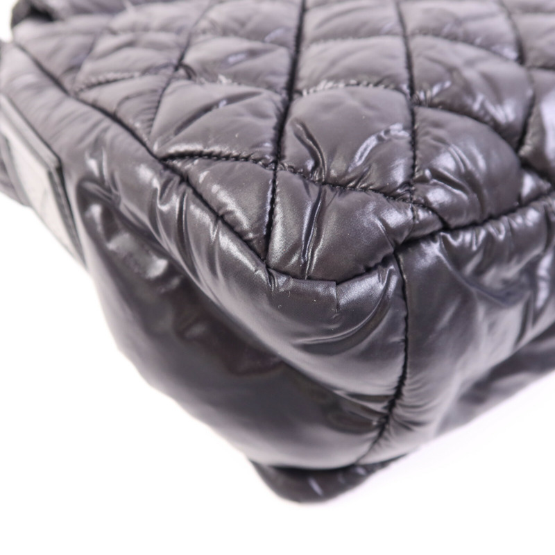 CHANEL 尼龍Coco Cocoon銀扣肩背袋-12