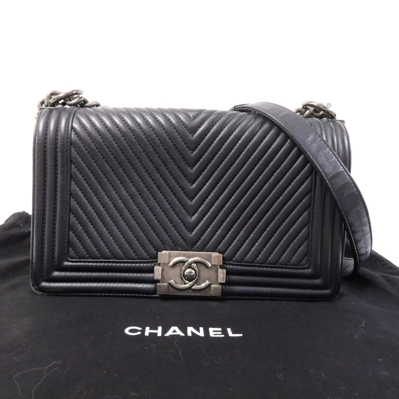 CHANEL 牛皮皮革Boy 25銀扣鏈帶肩背袋-8