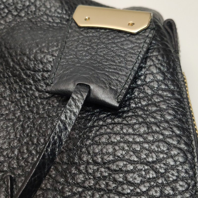 Burberry Orchard牛皮純色橢圓廓形字母Logo手提包-14