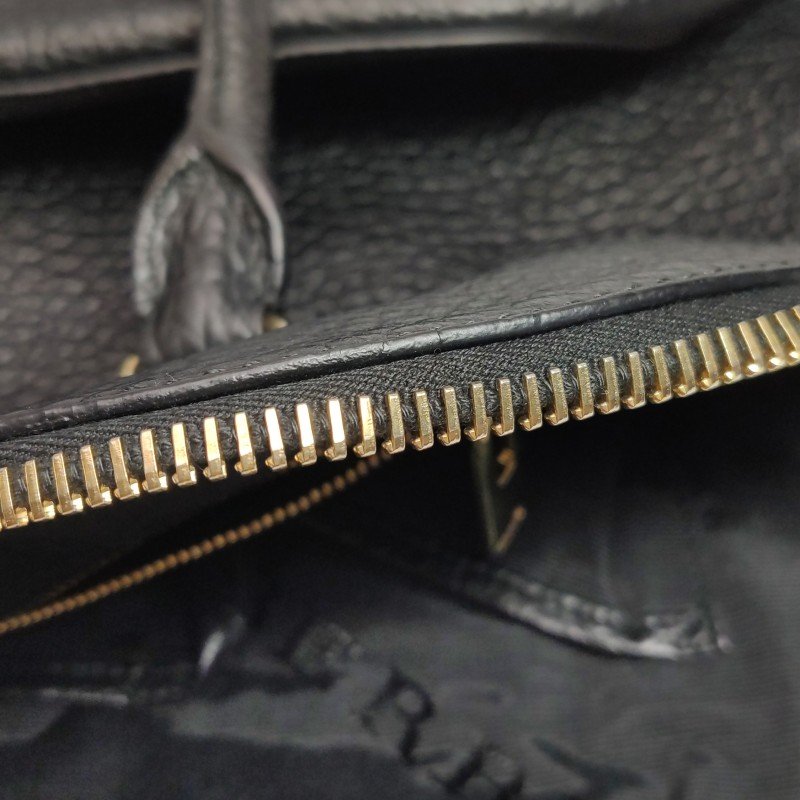 Burberry Orchard牛皮純色橢圓廓形字母Logo手提包-15