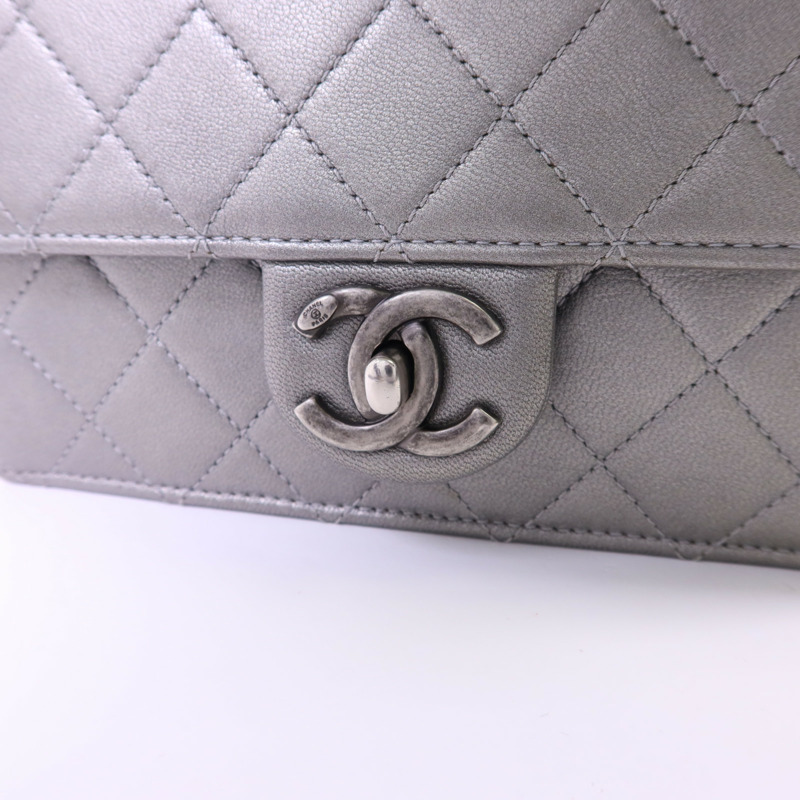 CHANEL 牛皮皮革Chain Shoulder Bag銀扣鏈帶肩背袋-9