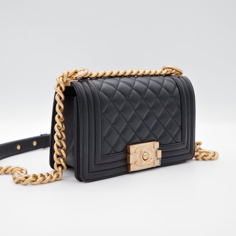 (專櫃19萬5)Chanel 香奈兒 Boy Chanel 黑色 牛皮 金扣 小號 口蓋包 翻蓋包 肩背包 鍊條包-3