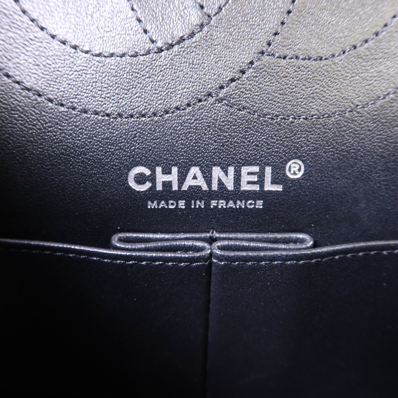 CHANEL 牛皮皮革2.55 So Black鏈帶肩背袋-7