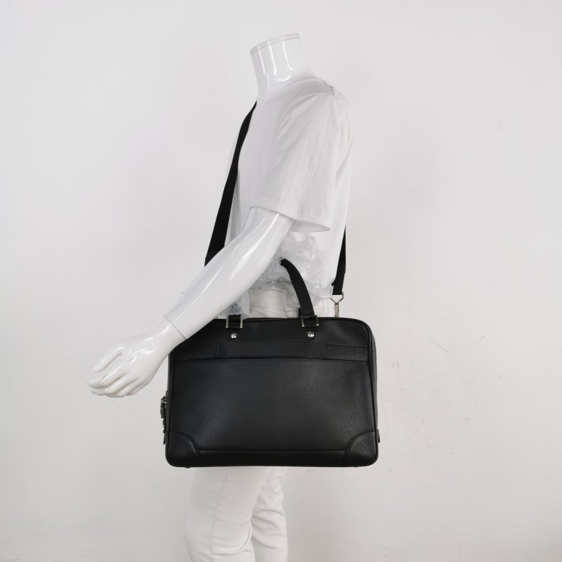 Louis Vuitton(LV)Taiga Alexander 牛皮純色拉鏈斜挎包單肩包-1