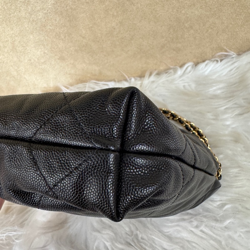 Chanel Mini22Bag 黑荔枝皮 晶片款 離櫃品 背帶可拆-6