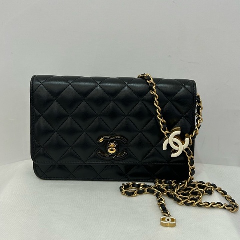 Chanel 黑羊皮法瑯調節釦woc