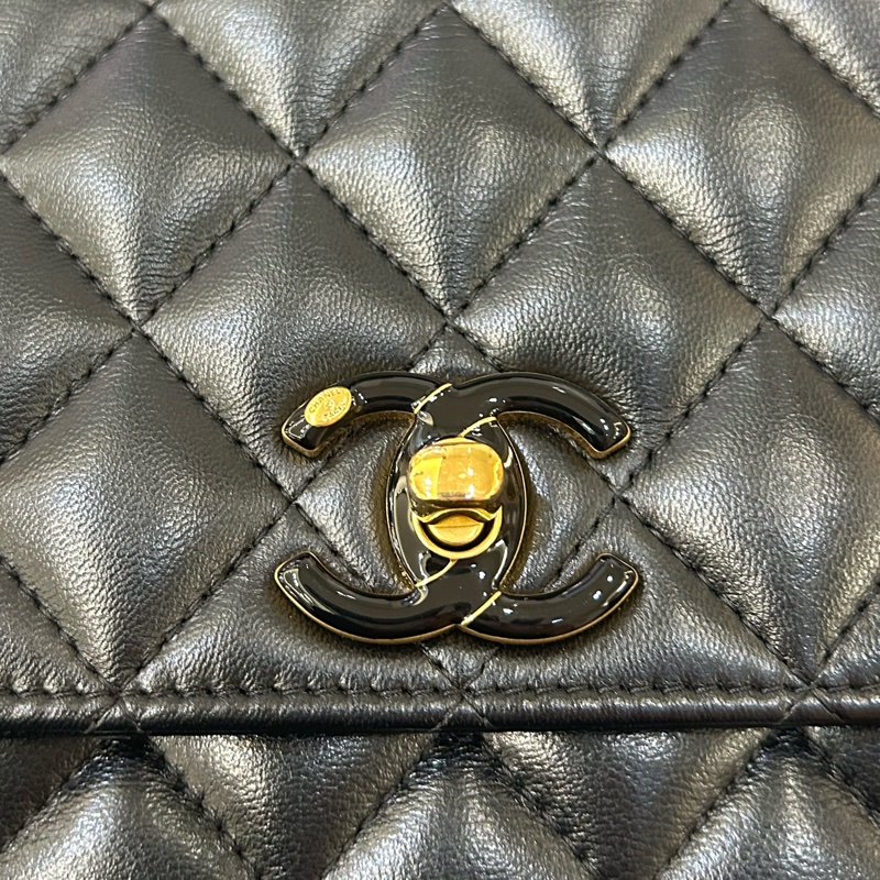 Chanel 黑羊皮法瑯調節釦woc-9