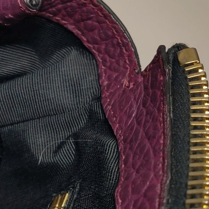 Burberry牛皮純色logo徽標單肩包-10