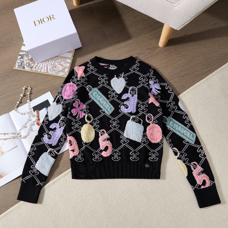 CHANEL sweater-0