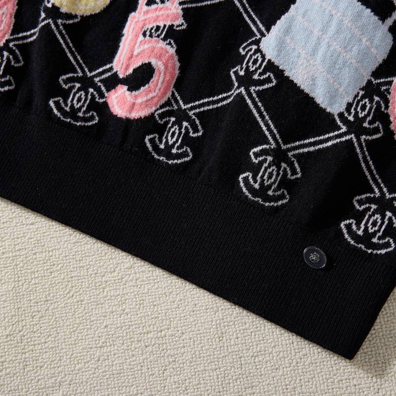 CHANEL sweater-5