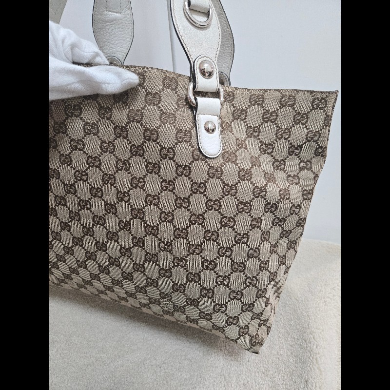 Gucci 古馳 經典大馬銜扣 GG 老花帆布大托特包-6