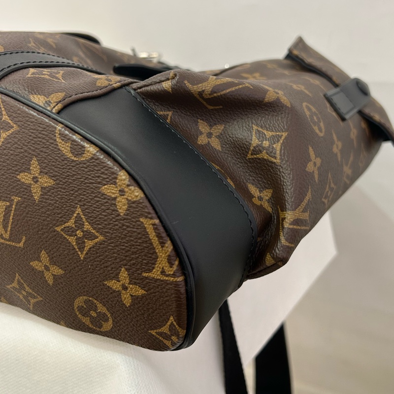 Louis Vuitton Christopher MM-6