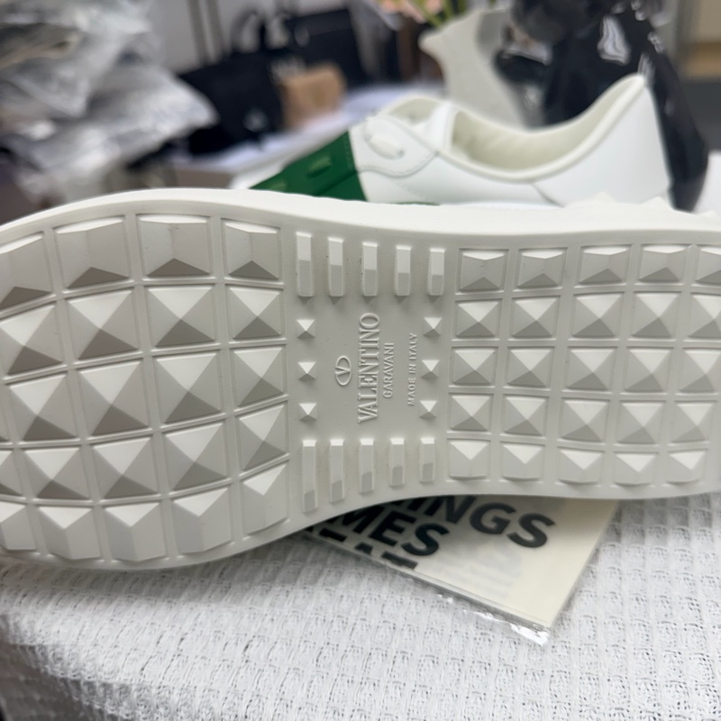 Valentino 經典款 綠色 最後一雙 特價-4
