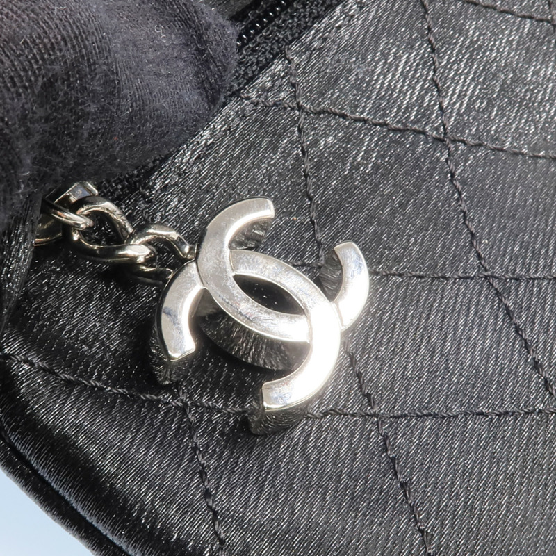 CHANEL 帆布Pouch銀扣手拿包-13