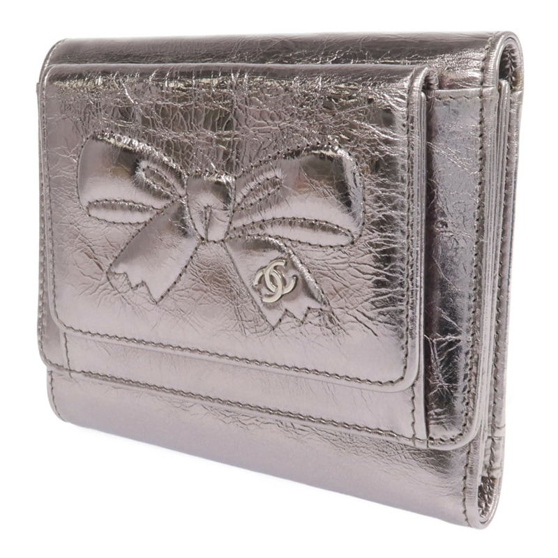 CHANEL 牛皮皮革Fold Wallet銀扣錢包-2