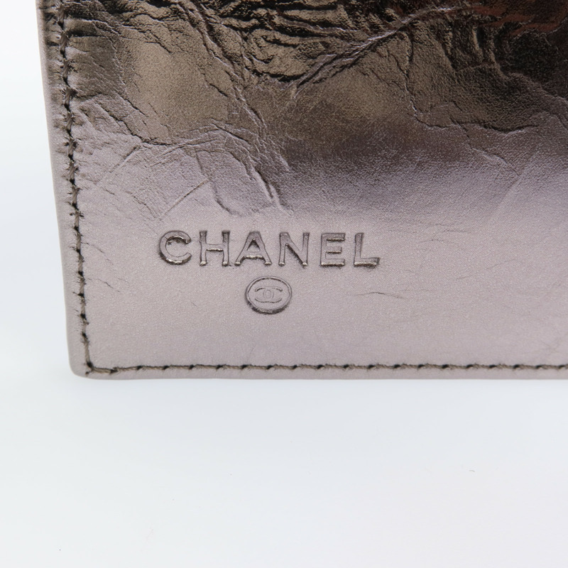 CHANEL 牛皮皮革Fold Wallet銀扣錢包-18