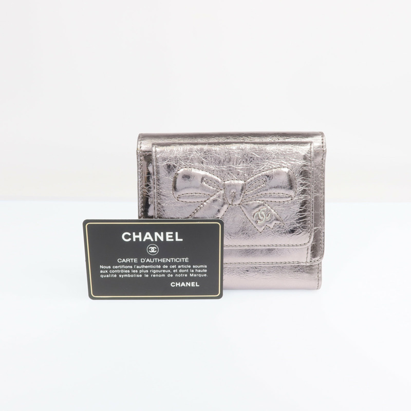 CHANEL 牛皮皮革Fold Wallet銀扣錢包-22