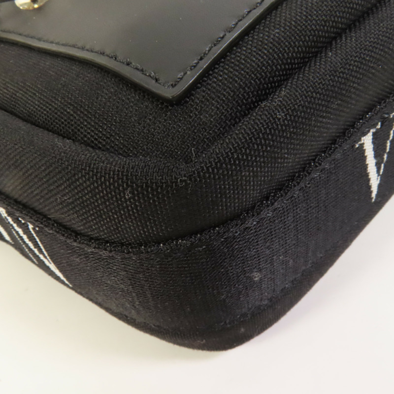 Valentino 帆布VLTN Garavami Shoulder Bag銀扣肩背袋-11