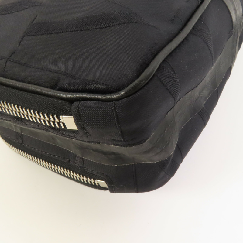 Valentino 尼龍Camera Bag銀扣肩背袋-11