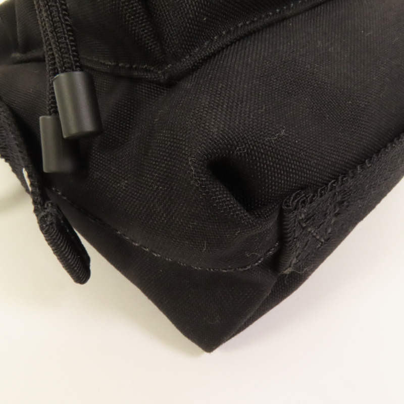 Valentino 帆布VLTN Garavami Shoulder Bag肩背袋-12