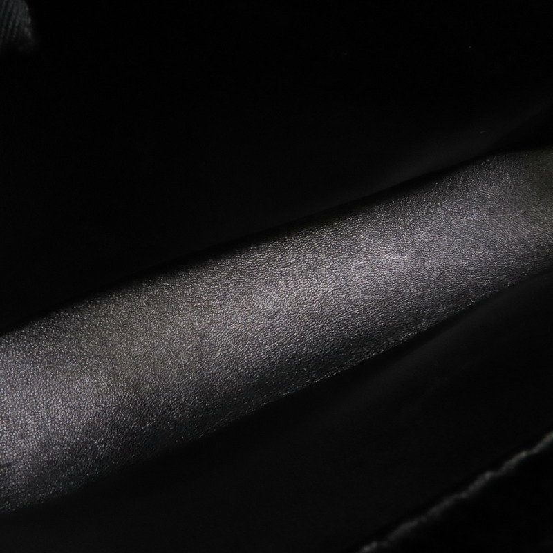 Valentino 羊皮皮革Small Vlogo肩背袋-12