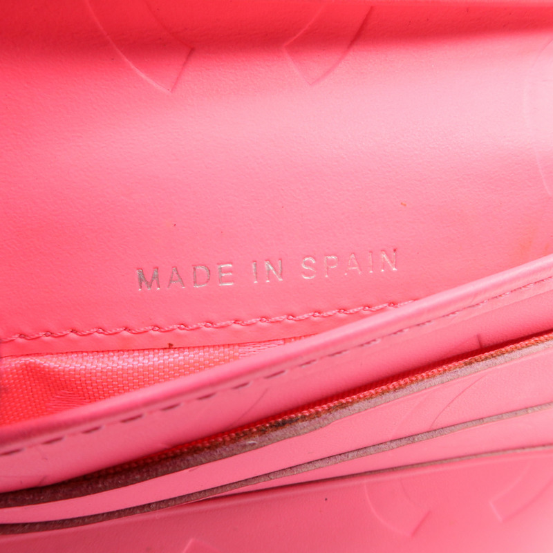 CHANEL 牛皮皮革Cambon Wallet銀扣錢包-14