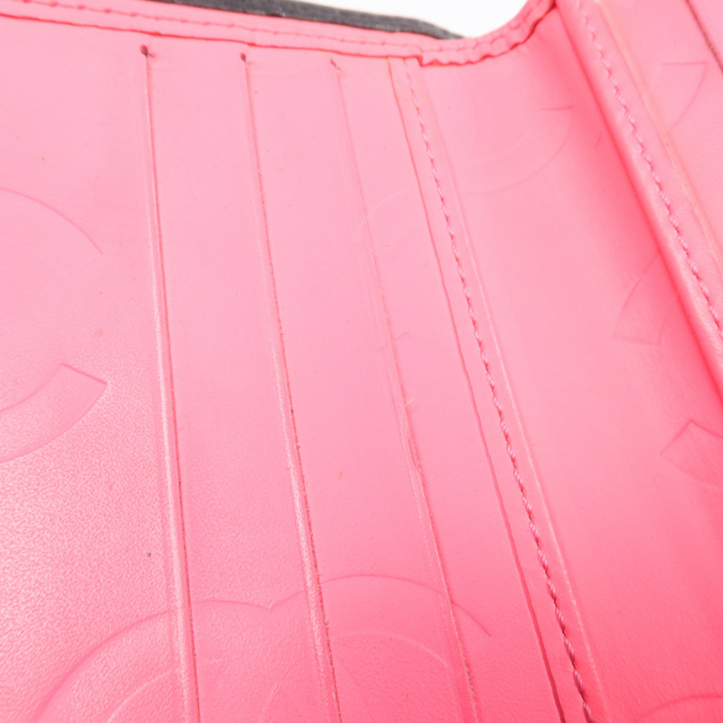 CHANEL 牛皮皮革Cambon Wallet銀扣錢包-16