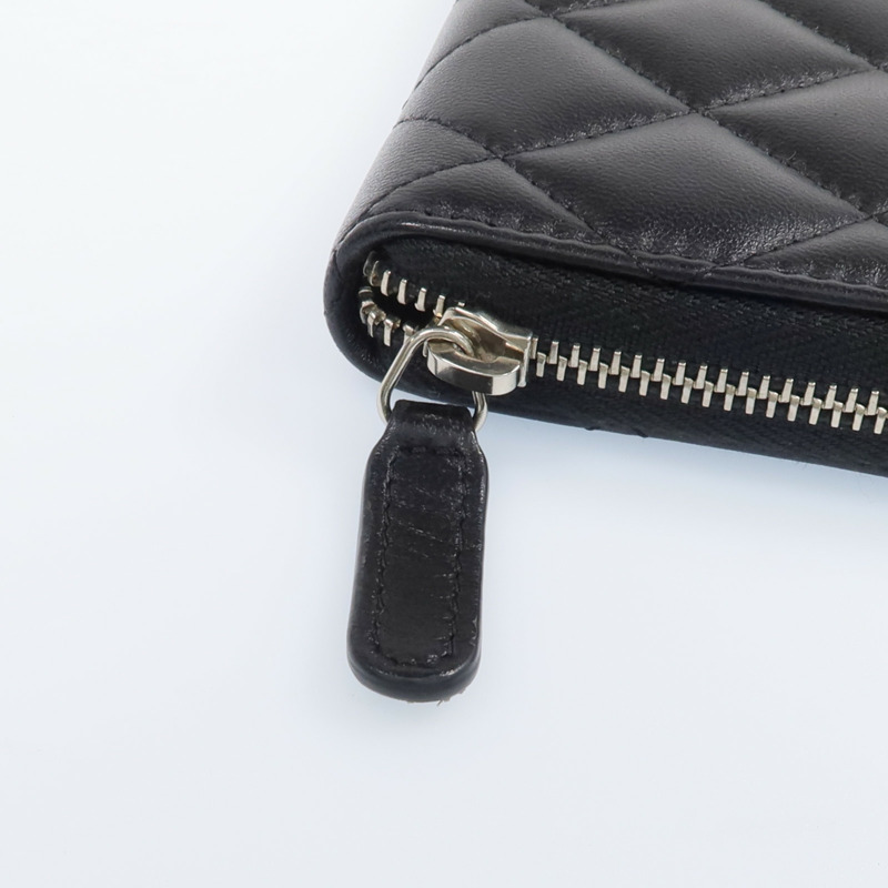 CHANEL 羊皮皮革Zipper Wallet銀扣長錢包-11