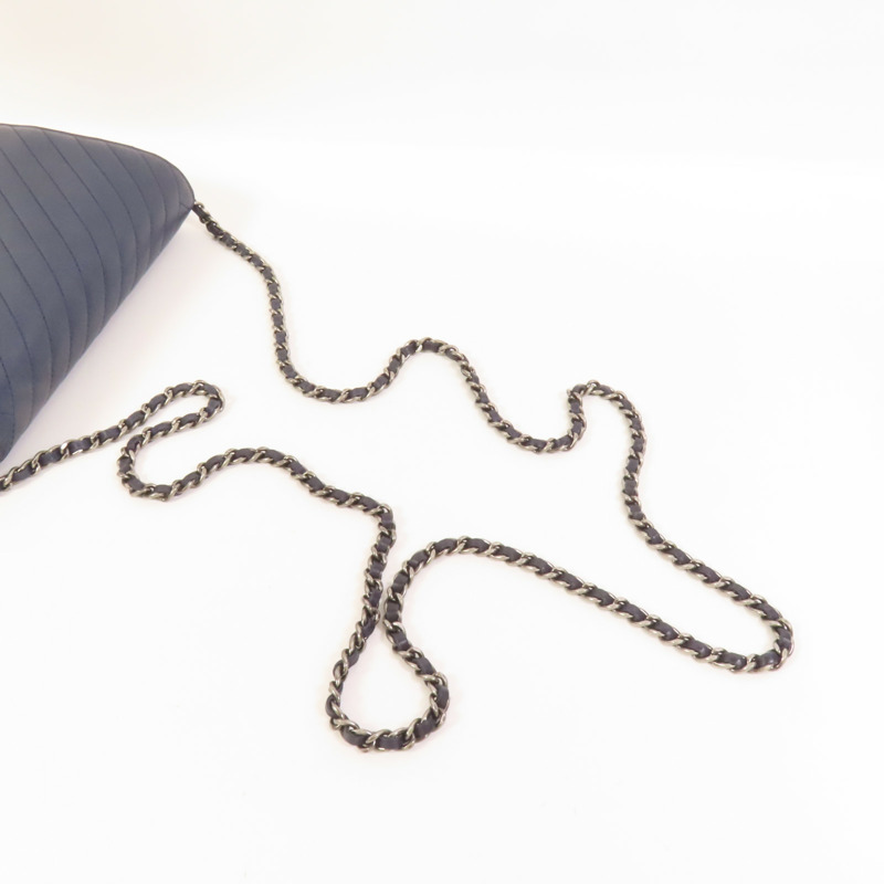 CHANEL 羊皮皮革WOC Wallet On Chain銀扣鏈帶肩背袋-5