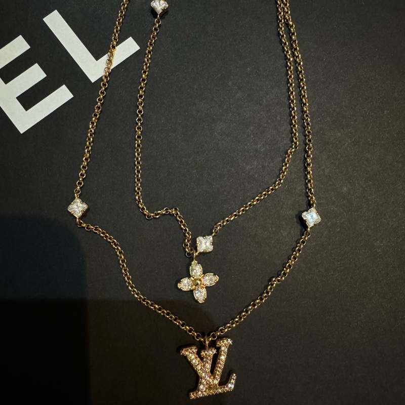 全新 LV 超美 有氣質 字母 /小花 滿鑽 雙層 項鏈-1