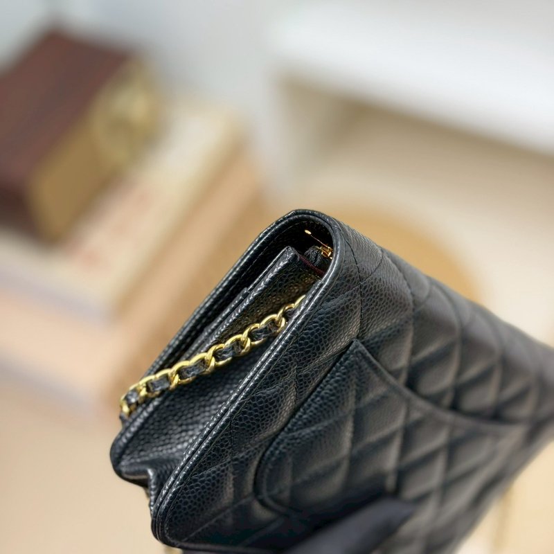 (近全新品況✨✨專櫃破12w)🏷Chanel．Coco Woc 荔枝牛黑金 芯片款-10