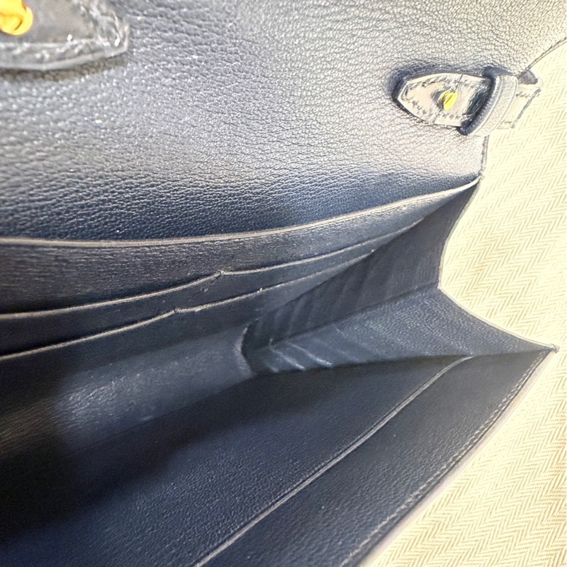 年終獎金犒賞珍愛🉐🧧HERMÈS 愛馬仕 珍貴稀有鱷魚皮Clic 16 □ 最保值經典黑色金扣-25