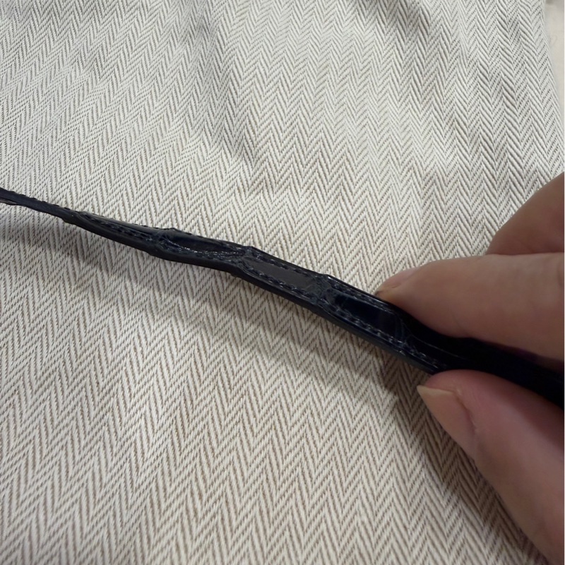 年終獎金犒賞珍愛🉐🧧HERMÈS 愛馬仕 珍貴稀有鱷魚皮Clic 16 □ 最保值經典黑色金扣-36