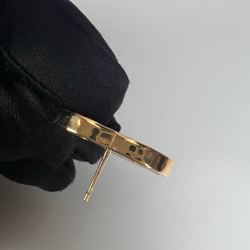 CHANEL 白大理石紋大雙C耳環 B23/A-9