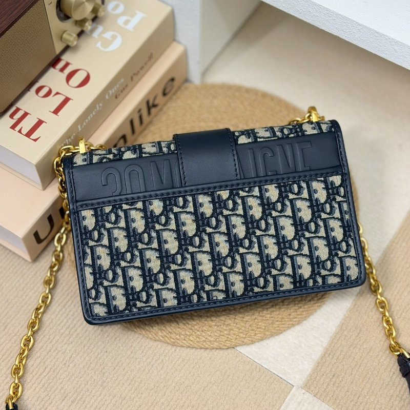 (挑戰全網最甜甜😜)🏷Dior 迪奧.30 Montaigne 蒙田鏈帶包 中號/客人寄賣-1