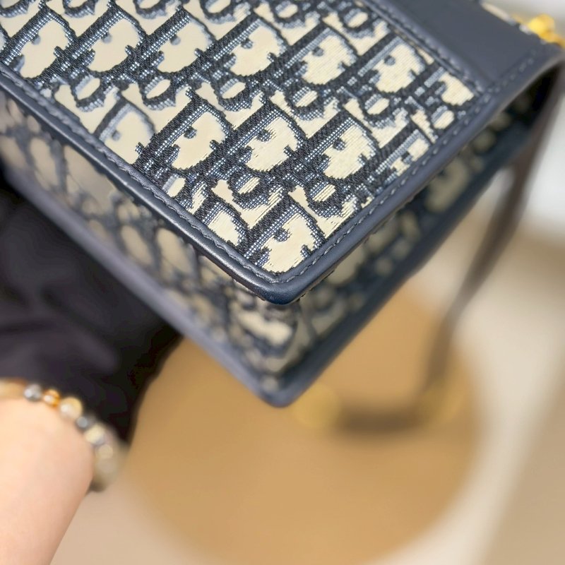 (挑戰全網最甜甜😜)🏷Dior 迪奧.30 Montaigne 蒙田鏈帶包 中號/客人寄賣-7