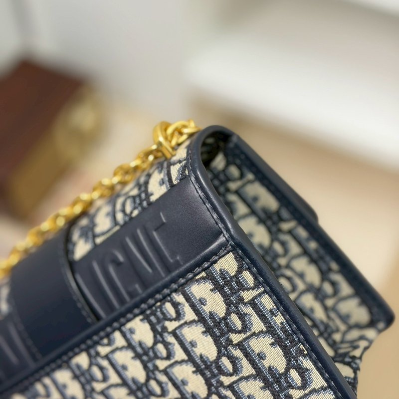 (挑戰全網最甜甜😜)🏷Dior 迪奧.30 Montaigne 蒙田鏈帶包 中號/客人寄賣-11