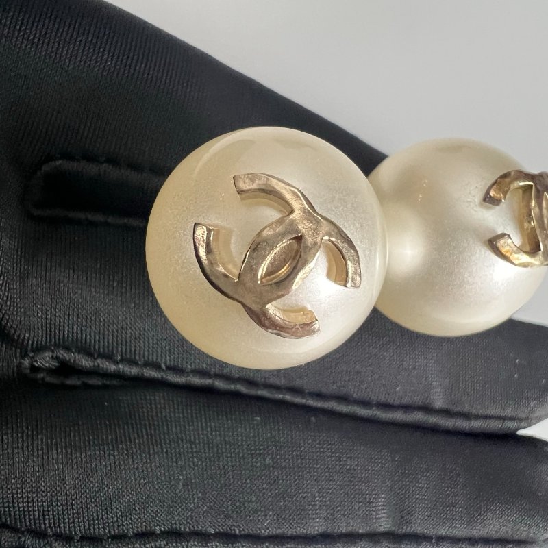 CHANEL B17/V 珍珠耳針-2