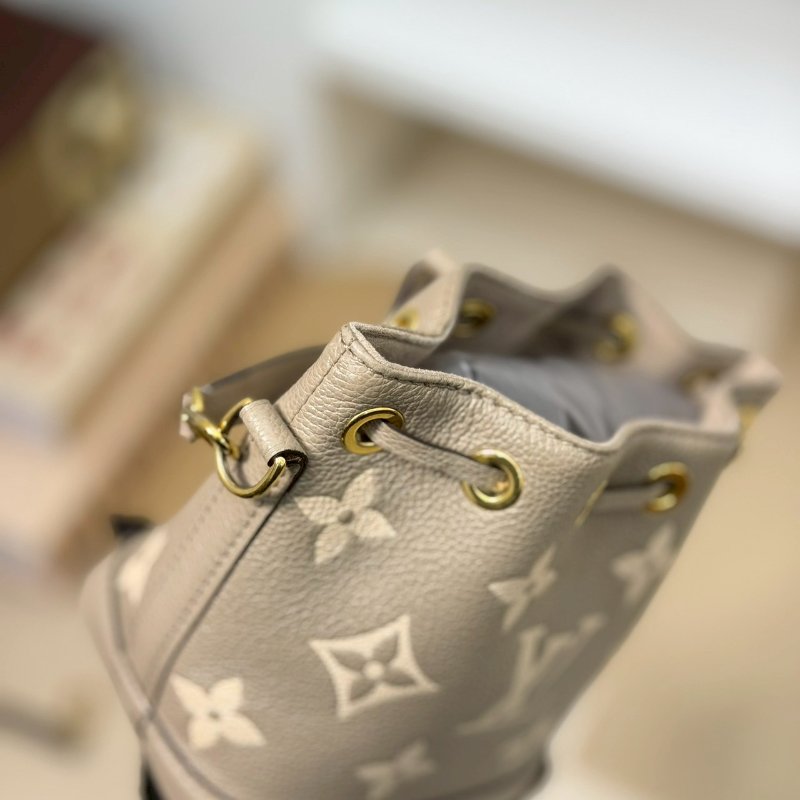 (每次上架都被秒殺!請把握❤️🔥)🏷LV 路易威登.Nano Noe 雙色迷你水桶包 M46291 芯片款-10