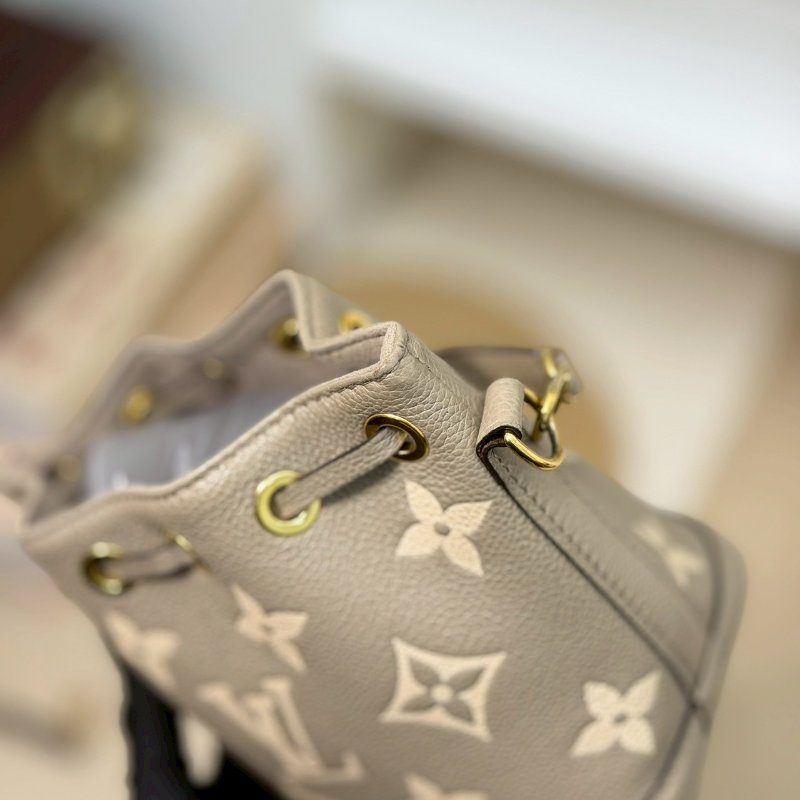 (每次上架都被秒殺!請把握❤️🔥)🏷LV 路易威登.Nano Noe 雙色迷你水桶包 M46291 芯片款-11