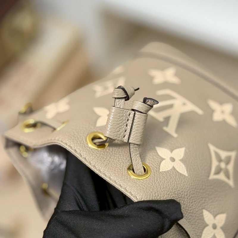 (每次上架都被秒殺!請把握❤️🔥)🏷LV 路易威登.Nano Noe 雙色迷你水桶包 M46291 芯片款-14