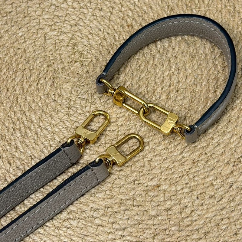 (每次上架都被秒殺!請把握❤️🔥)🏷LV 路易威登.Nano Noe 雙色迷你水桶包 M46291 芯片款-20