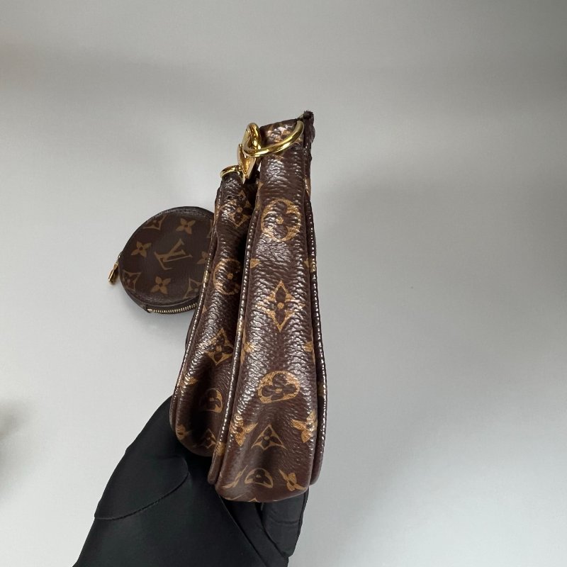 LV M44813 綠背帶老花五合一包-3