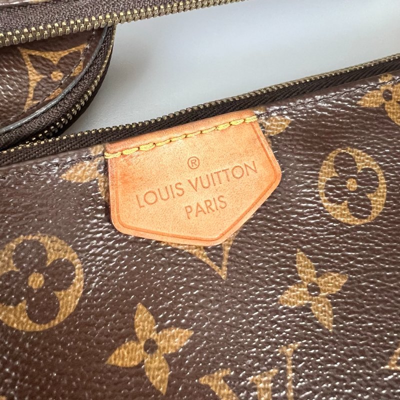 LV M44813 綠背帶老花五合一包-7