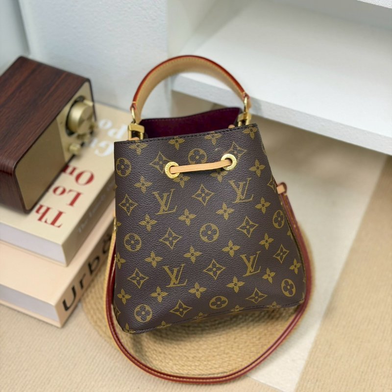 🏷LV 路易威登．Neonoe BB 老花水桶包 M46581 芯片款-1