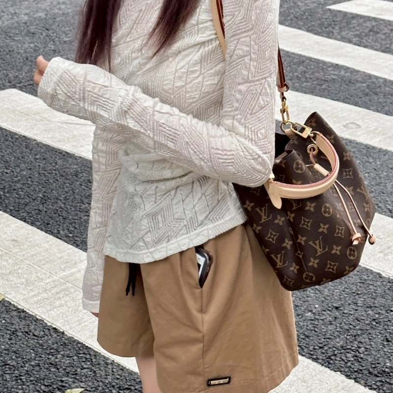 🏷LV 路易威登．Neonoe BB 老花水桶包 M46581 芯片款-22